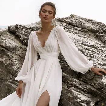 Šifono Paplūdimys Vestuvių Suknelė Moterims 2023 Linijos, Visas Rankovės Sexy V Kaklo Padalinta Ritininės Nėrinių Nuotakos Suknelė Valymo Traukinio Chalatas De Mariée